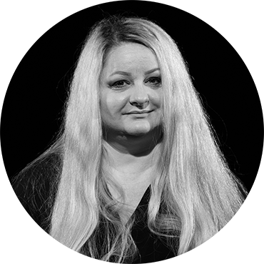 Actriță - Clara Ghiuvelechian